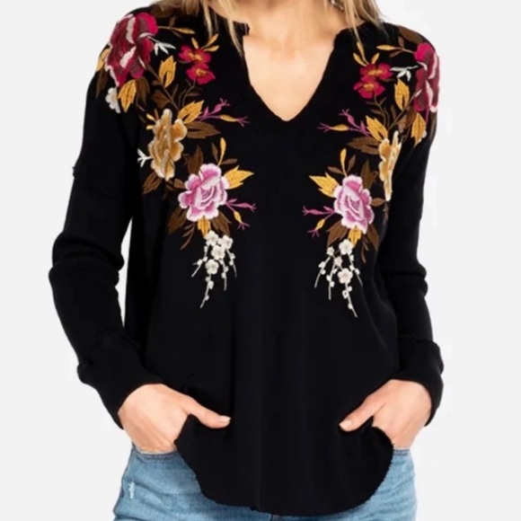Johnny Was Tops - Johnny Was Embroidered Thermal
